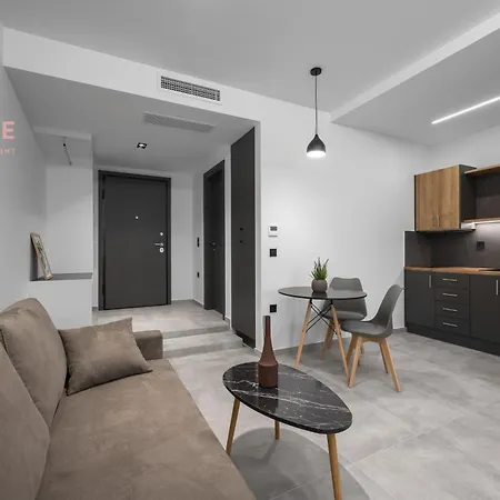 Pantheon, Nilie Hospitality Mgmt Apartment Thessaloniki Exterior photo