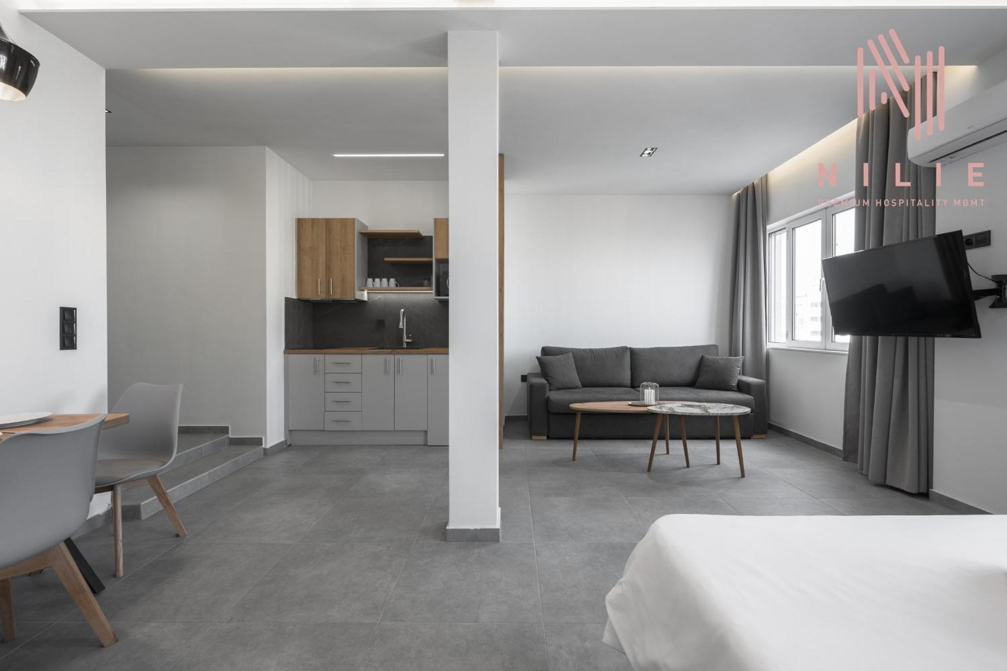Pantheon, Nilie Hospitality Mgmt Salonicco